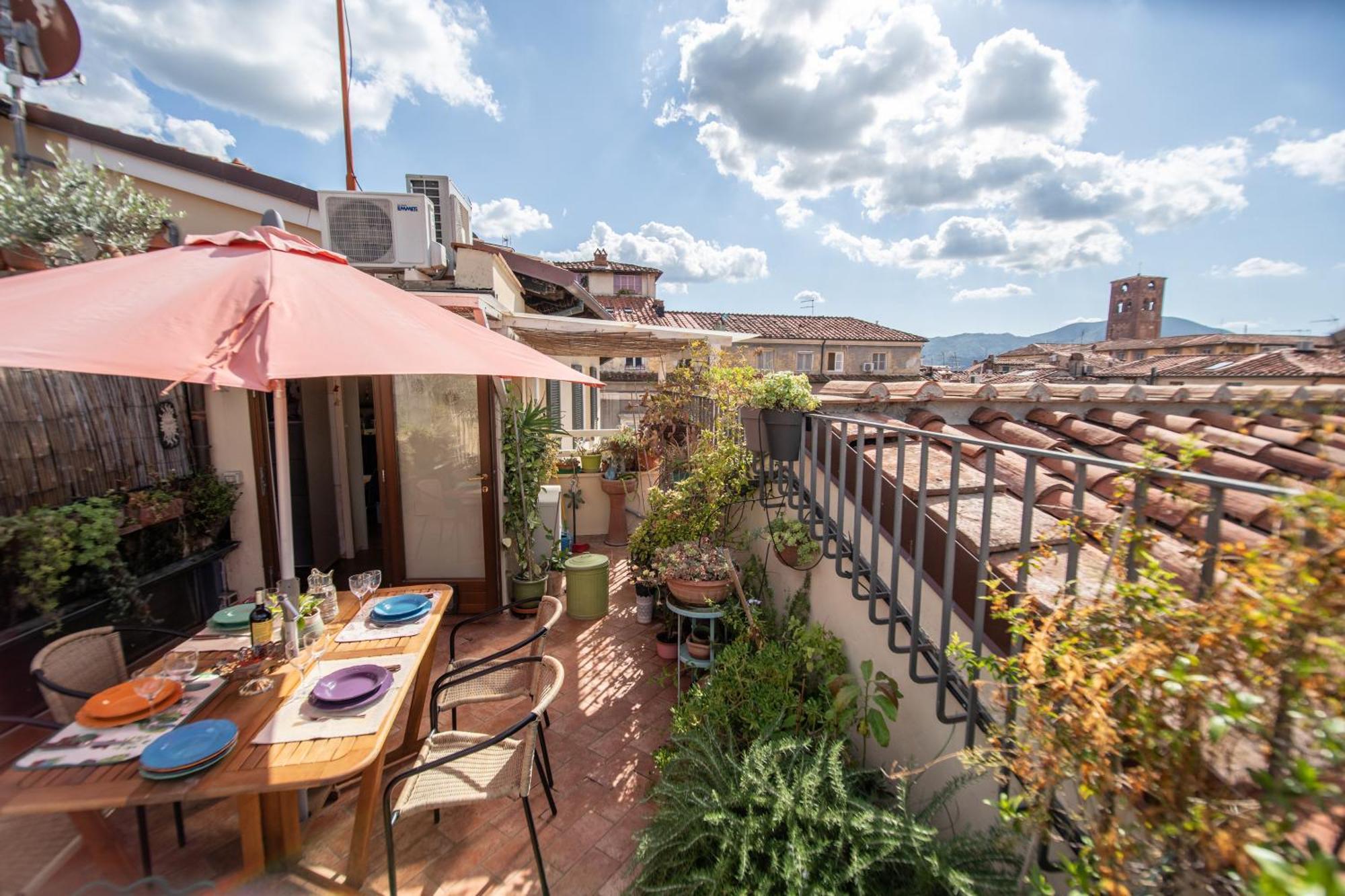 Residenza Al Pavone Luxury With Terrace Leilighet Lucca Eksteriør bilde
