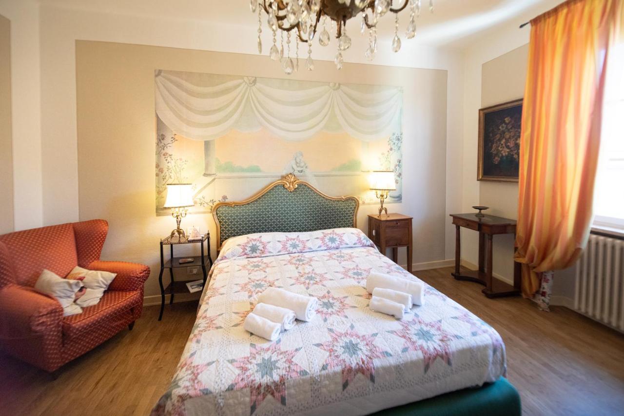 Residenza Al Pavone Luxury With Terrace Leilighet Lucca Eksteriør bilde
