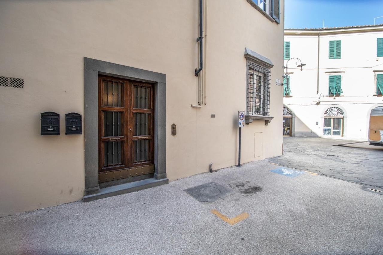 Residenza Al Pavone Luxury With Terrace Leilighet Lucca Eksteriør bilde