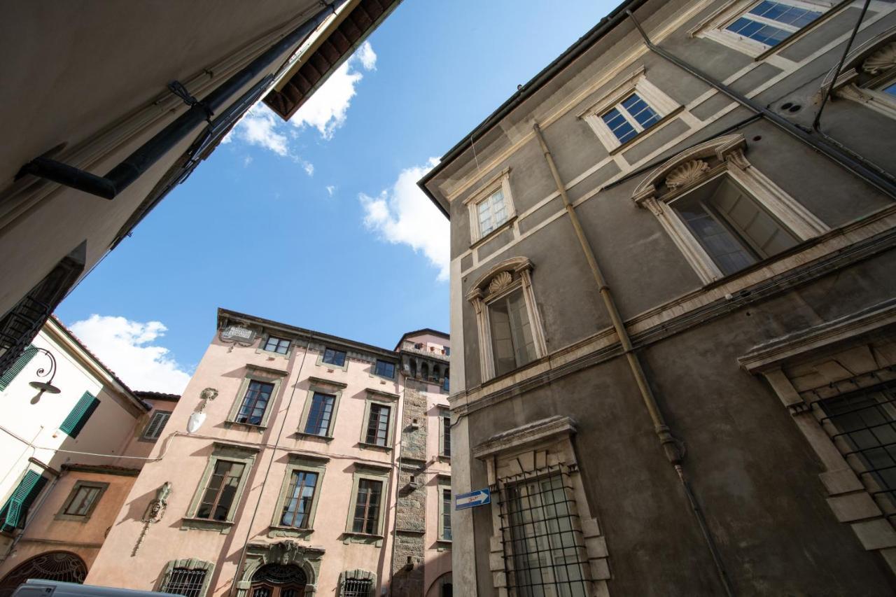 Residenza Al Pavone Luxury With Terrace Leilighet Lucca Eksteriør bilde