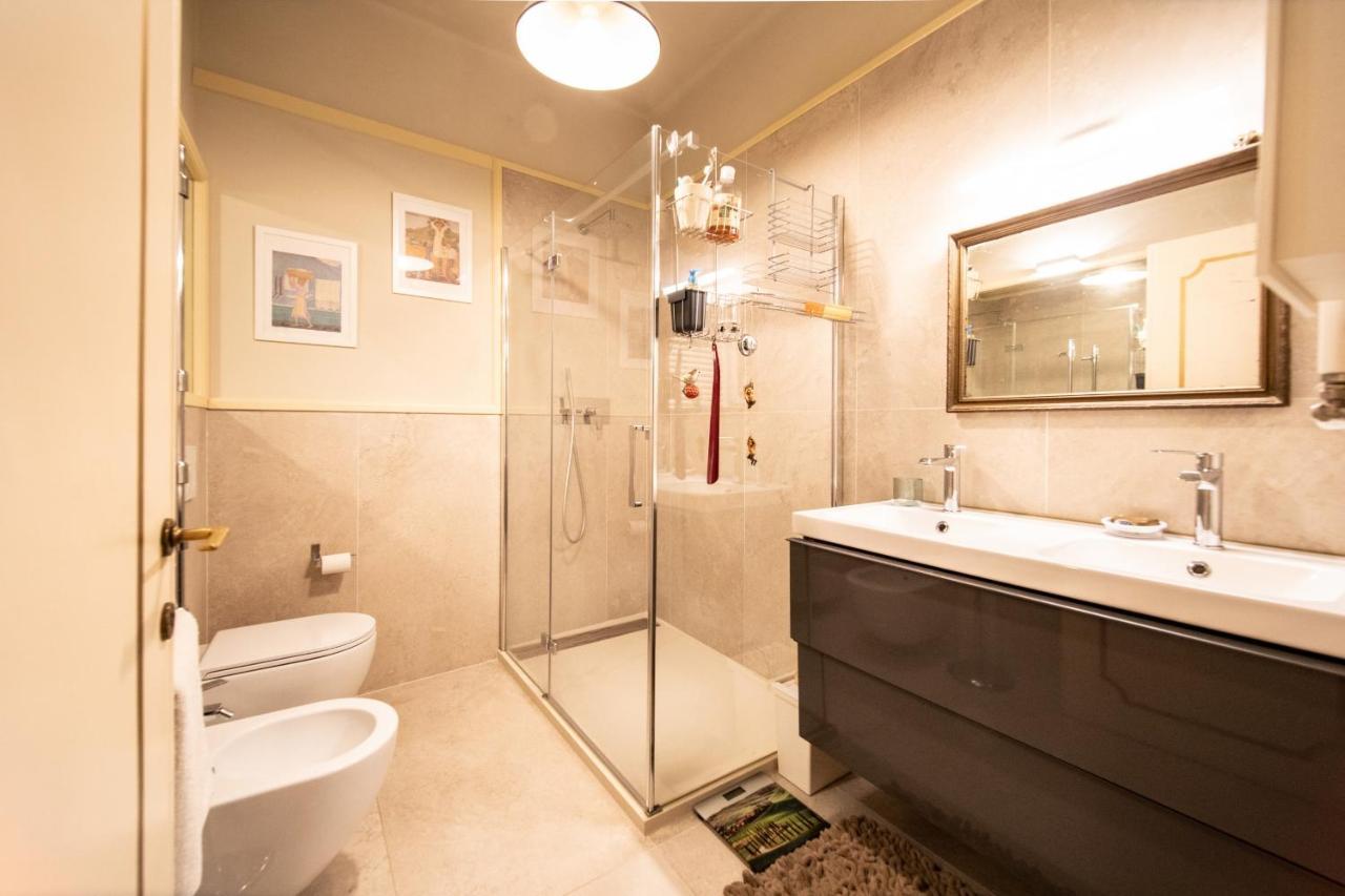 Residenza Al Pavone Luxury With Terrace Leilighet Lucca Eksteriør bilde